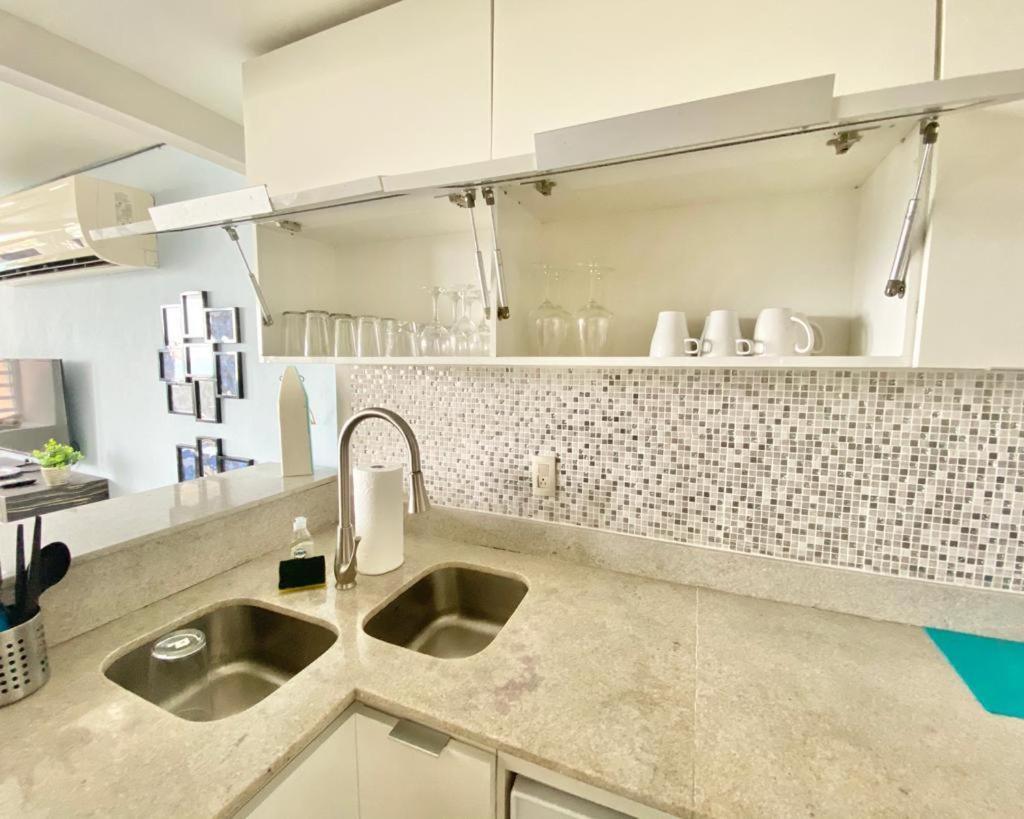 Kasa Brisa Marina Ocean View Balcony Beachfront San Juan Exteriör bild